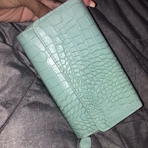 Teal wallet multiple pockets